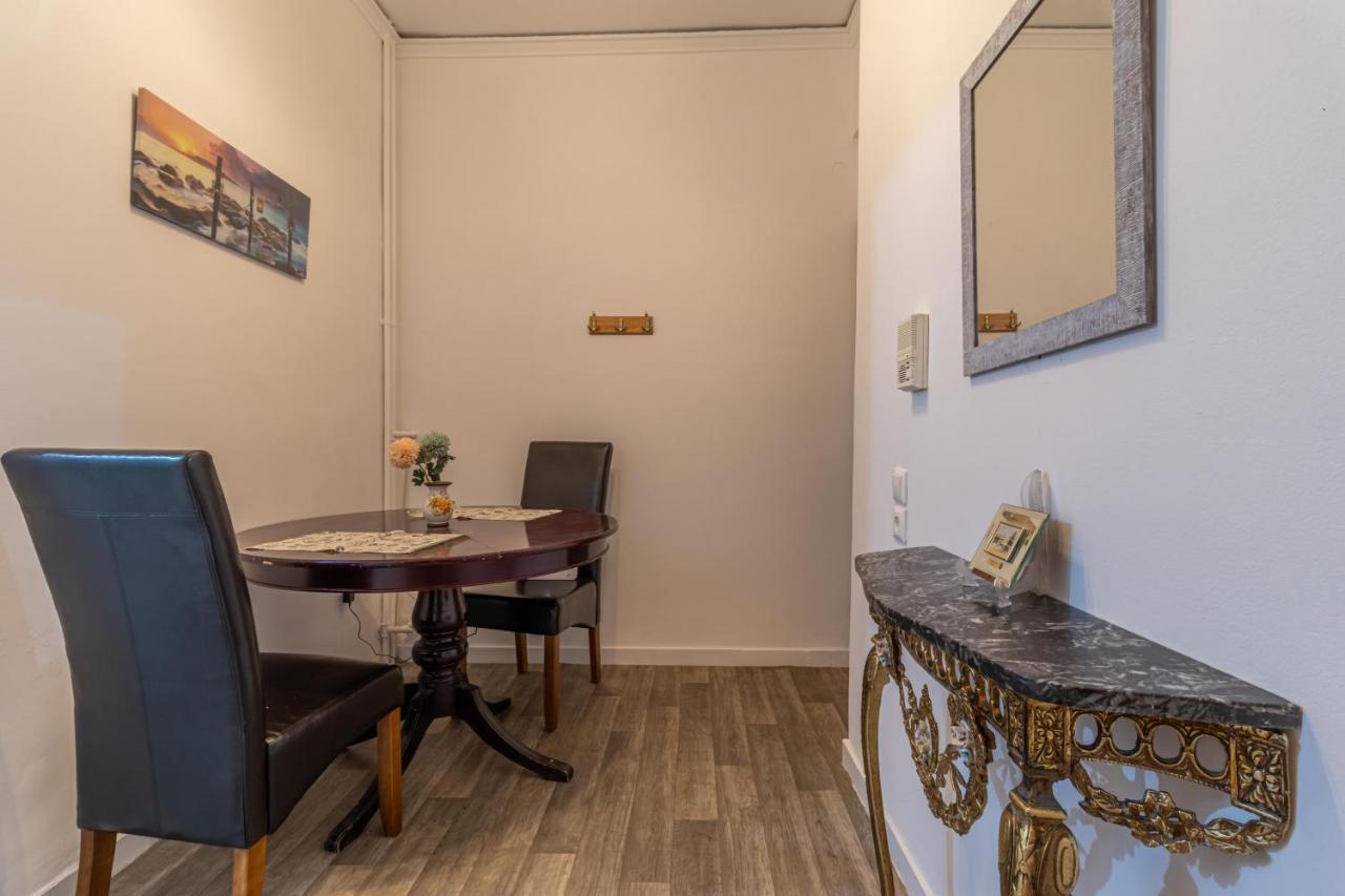 Studio Melange In Loutraki Dt ภายนอก รูปภาพ